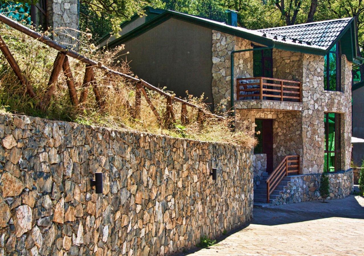 Dilijan Villa 12 エクステリア 写真